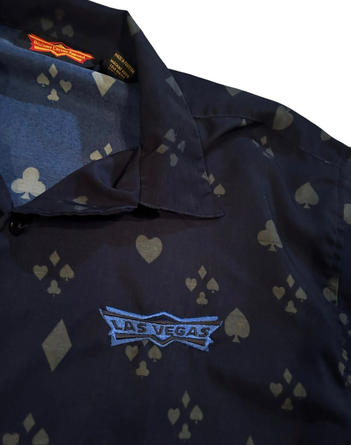 vintage streetwear x-large las vegas button-up shirt