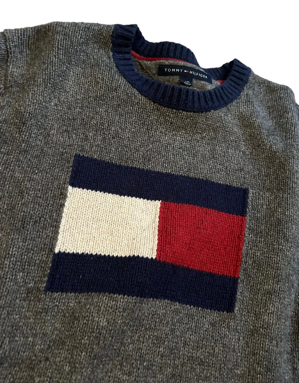 vintage large tommy hilfiger sweater